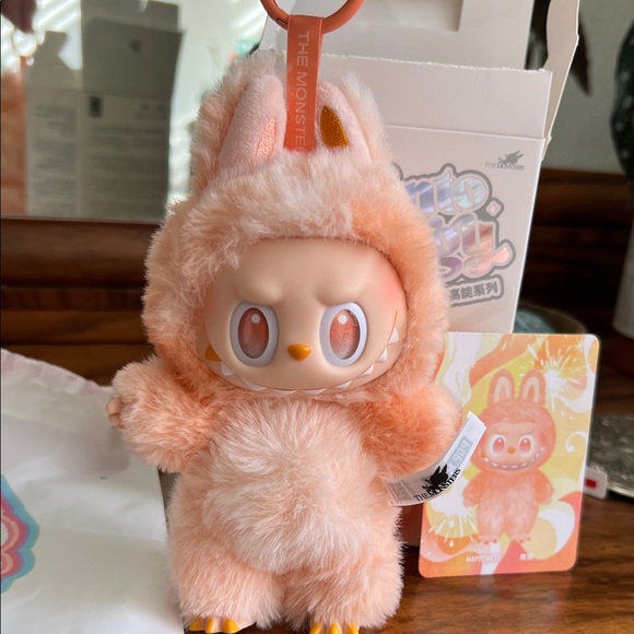 Authentic Pop Mart The Monsters Big Into Energy Labubu- Happiness, New Open Box - Picture 5 of 12